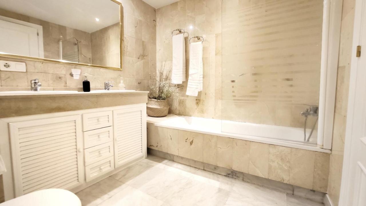 Magnifico Apartamento En El Centro De Sevilla Luaran gambar